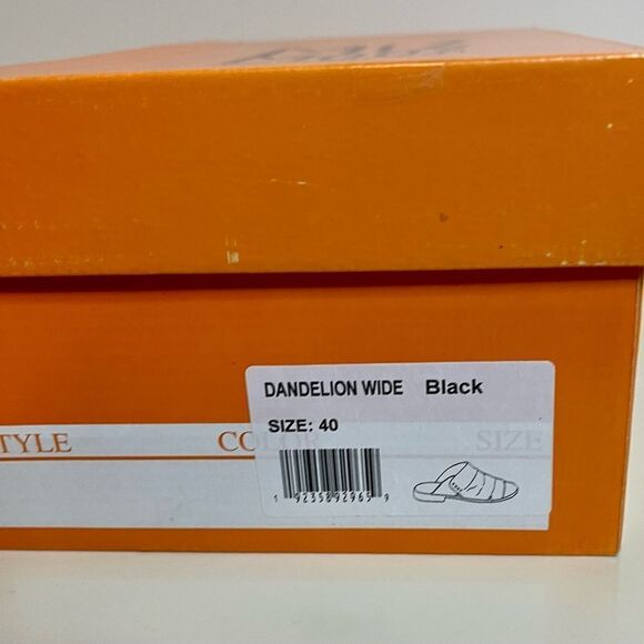 NIB - Miz Mooz DANDELION Wide Width  -size 40 - Picture 5 of 8